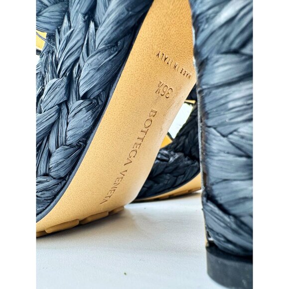 Bottega Veneta Trinity Canalazzo Woven Platform Sandals in Black - Picture 11 of 12